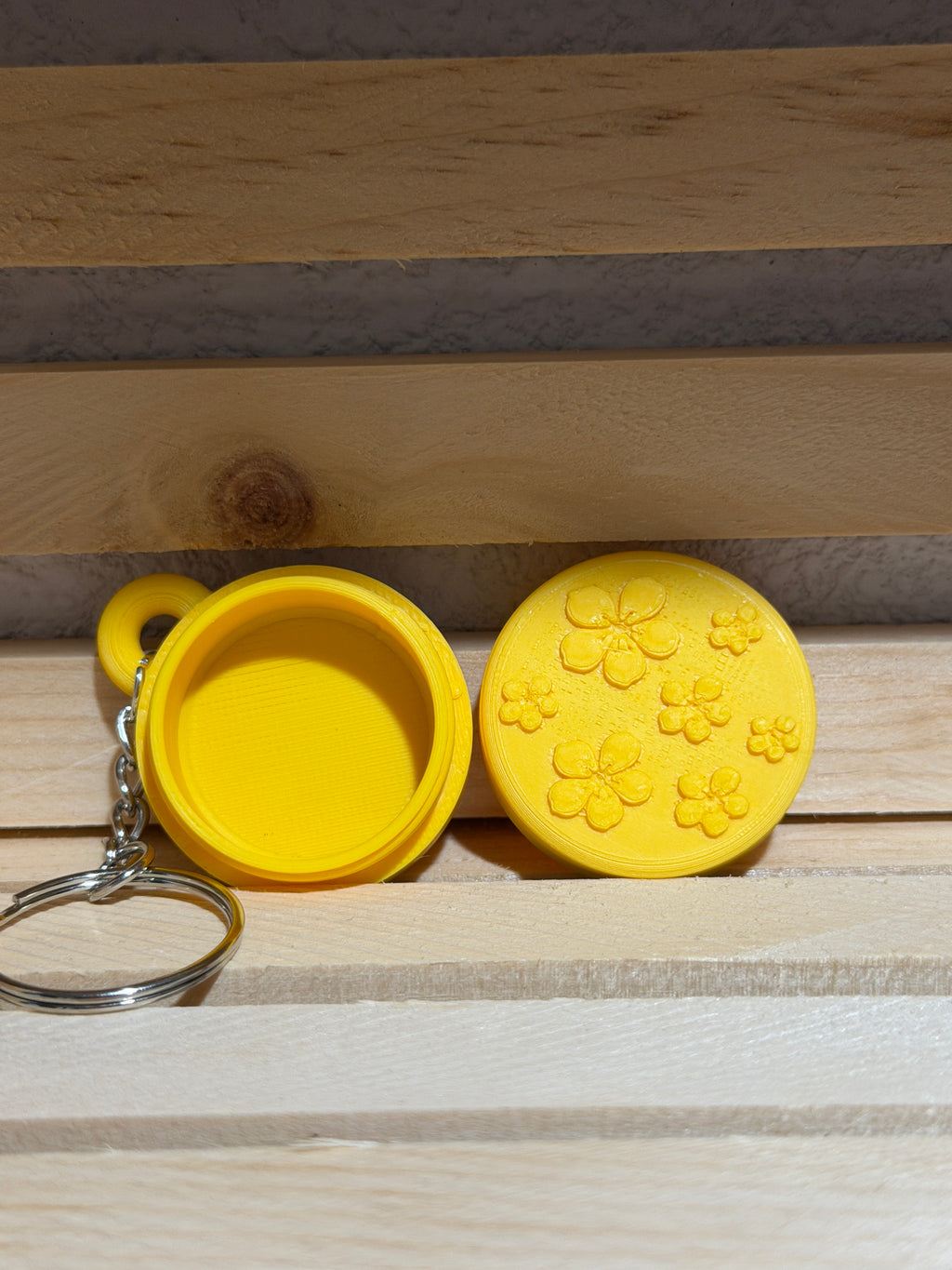 Ring holder keychain