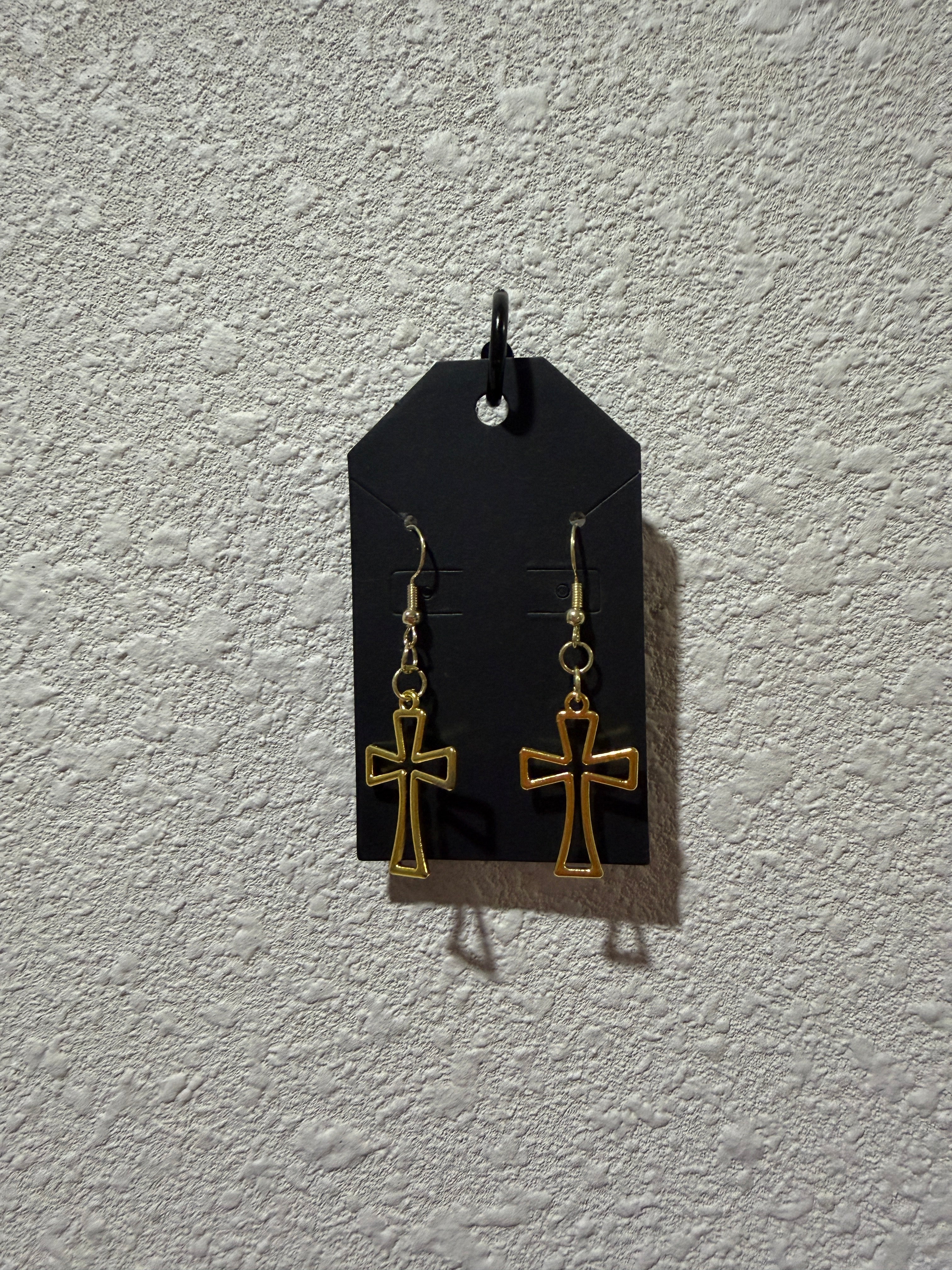 Hallow cross gold
